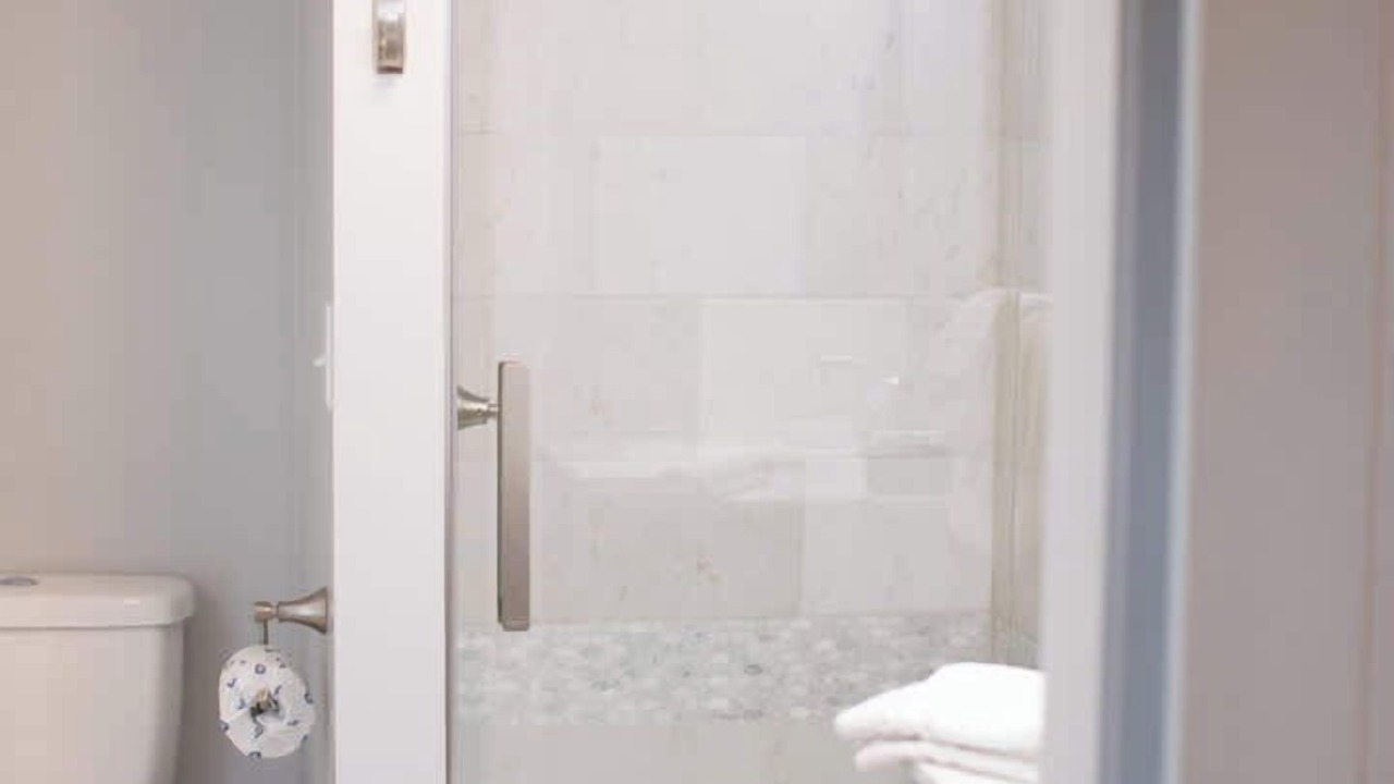 Photo of Bathroom in Western Gardens