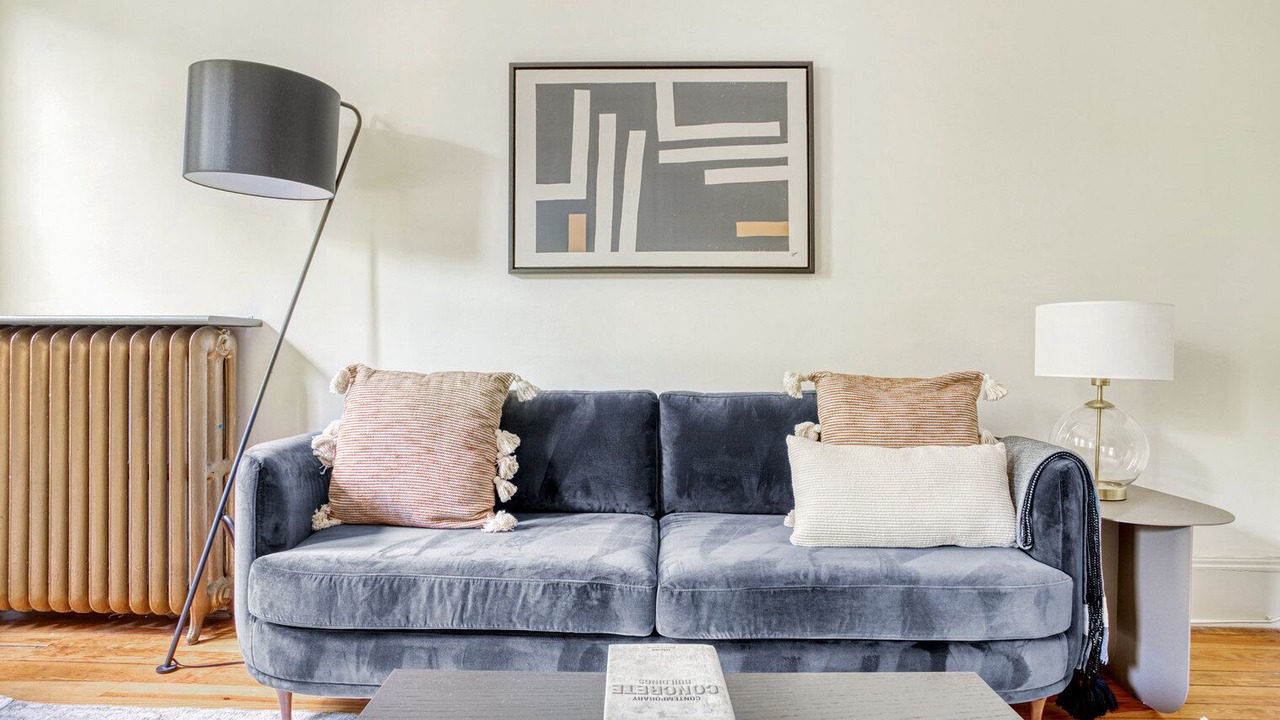 Photo of Livingroom in Logan Circle