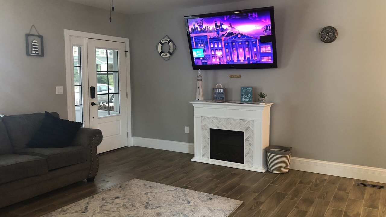 Photo of Livingroom in Michigan City