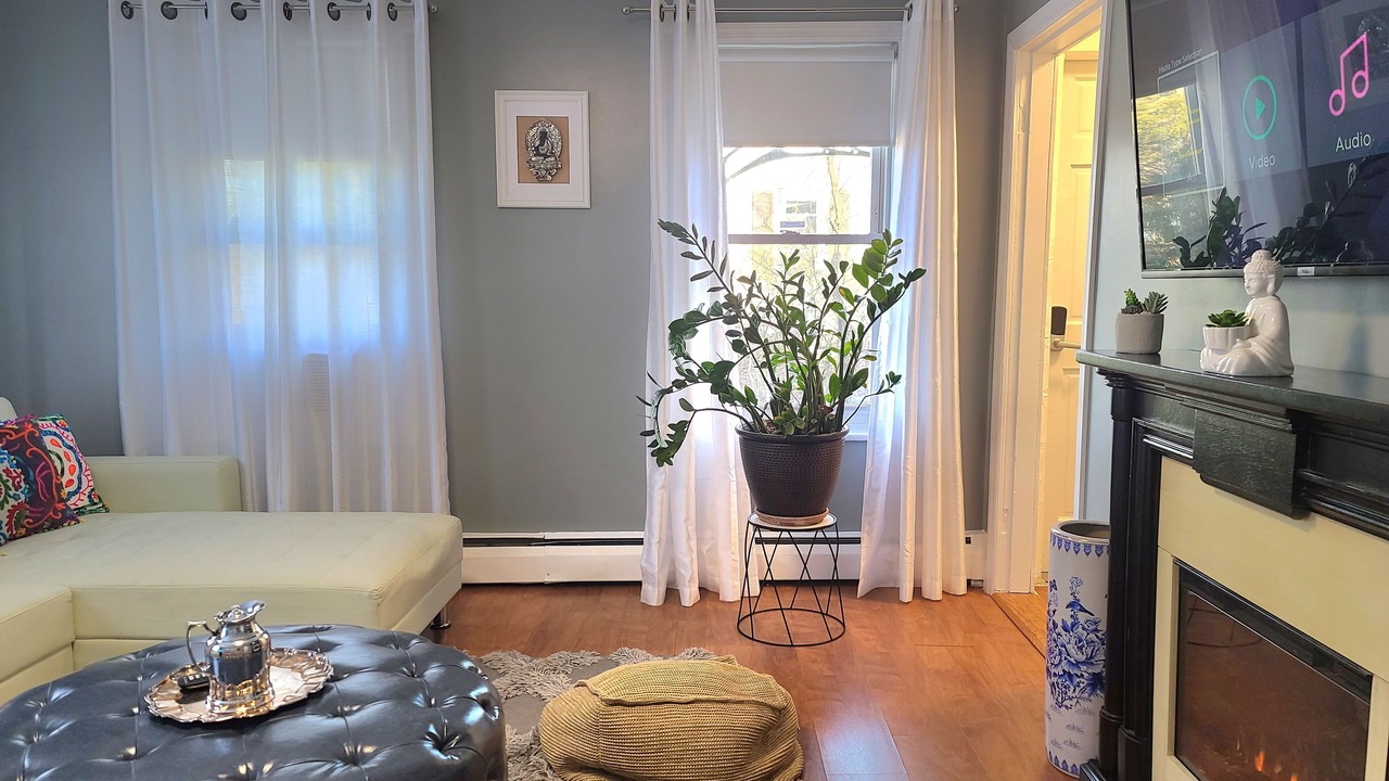 Photo of Livingroom in Quincy