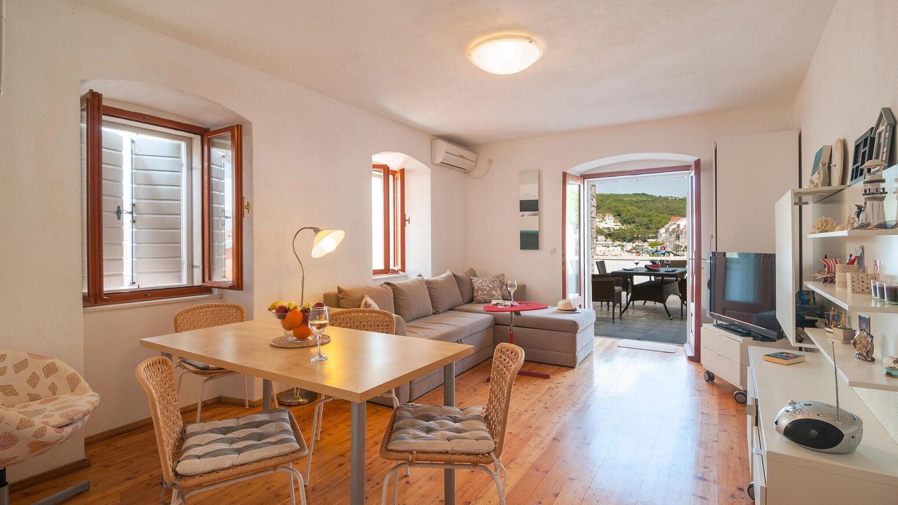 Photo of Bedroom in Pucisca
