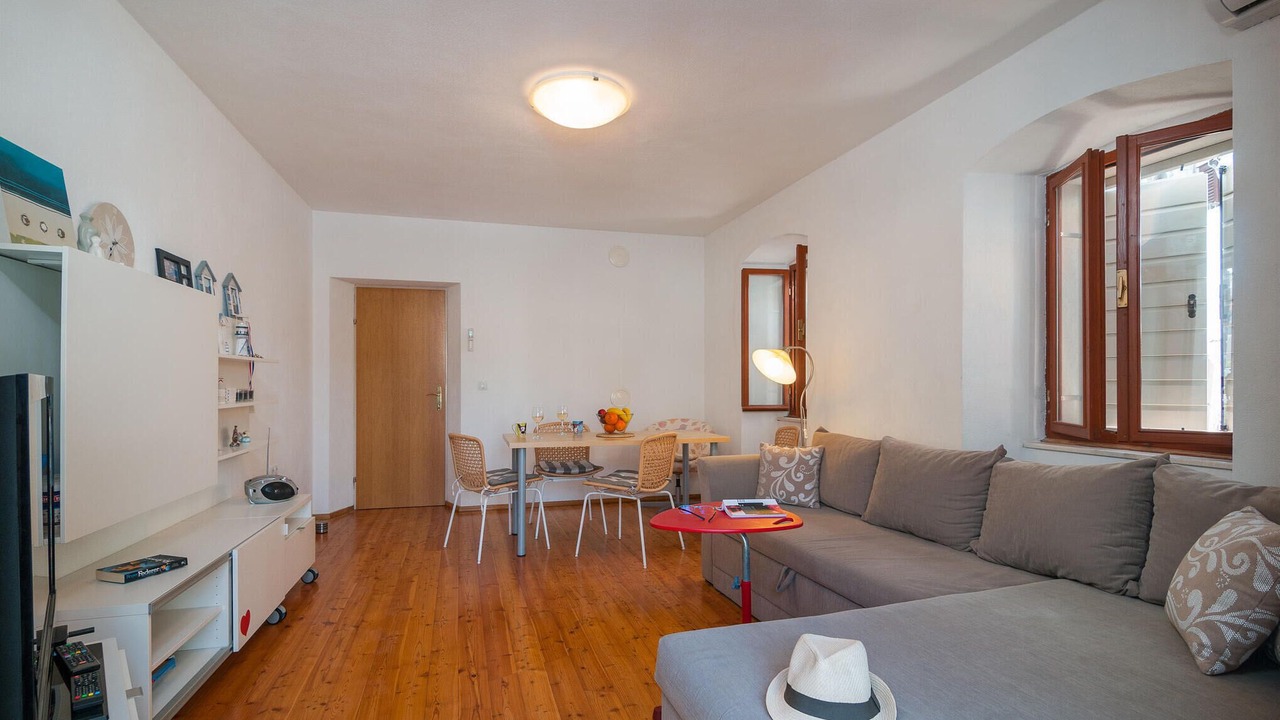 Photo of Bedroom in Pucisca