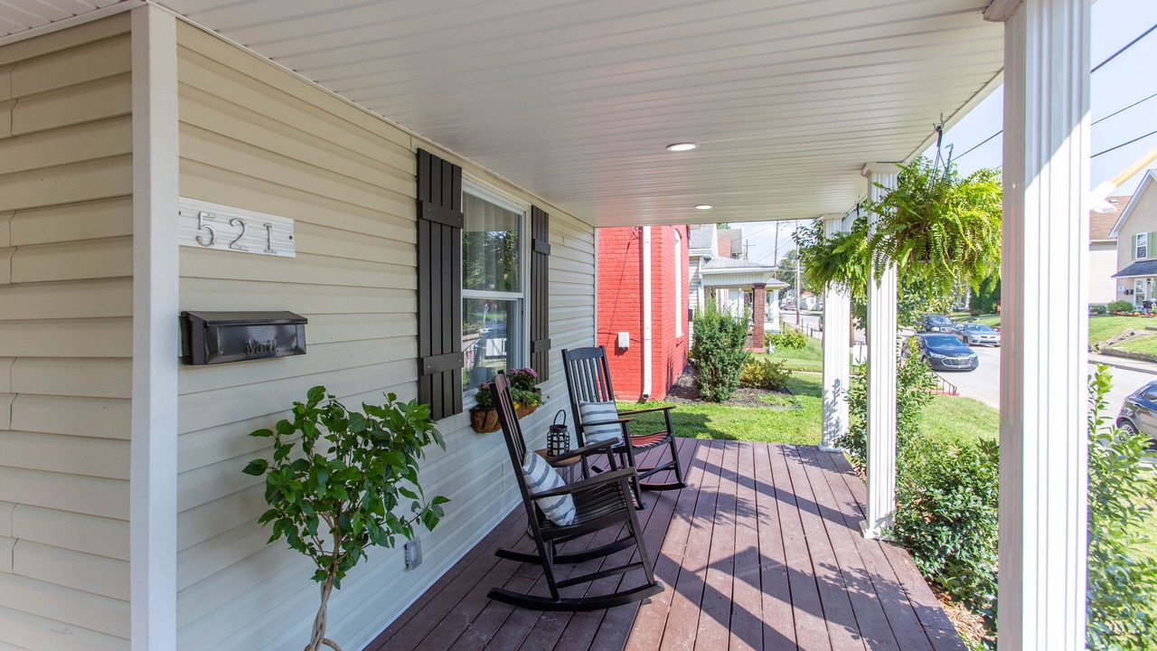 Photo of Patio Balcony in New Albany