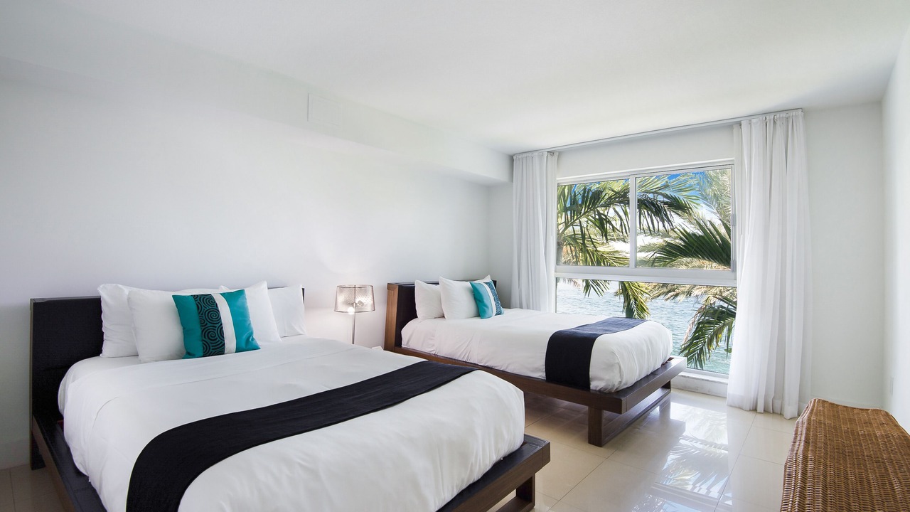 Photo of Bedroom in Bal Harbour