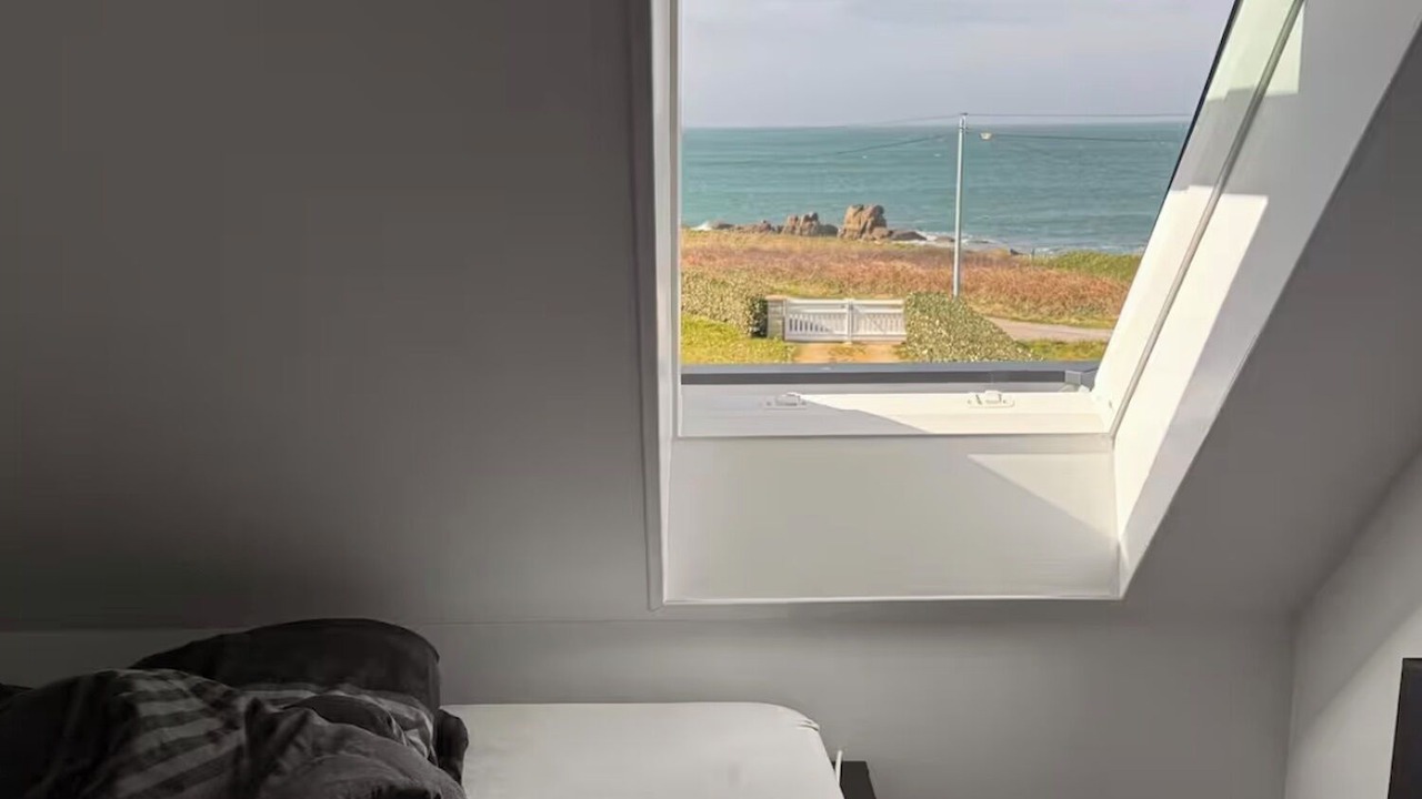 Photo of Bedroom in Lampaul-Plouarzel