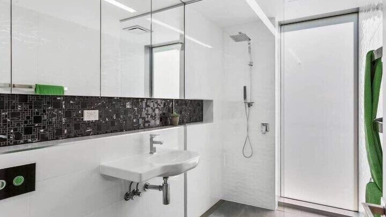 Photo of Bathroom in Blackmans Bay