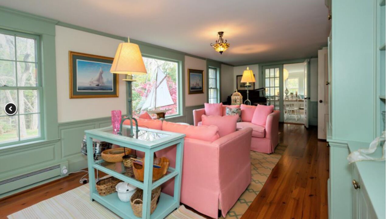 Photo of Livingroom in West Barnstable