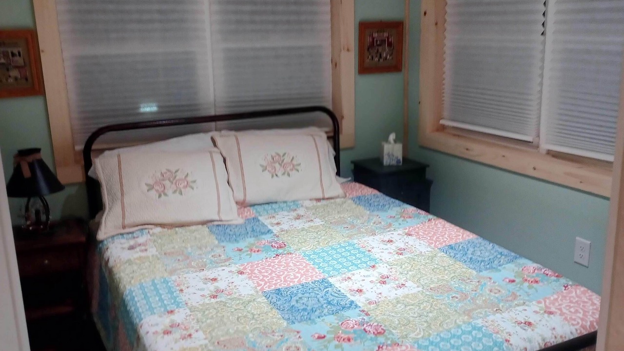 Photo of Bedroom in Durhamville