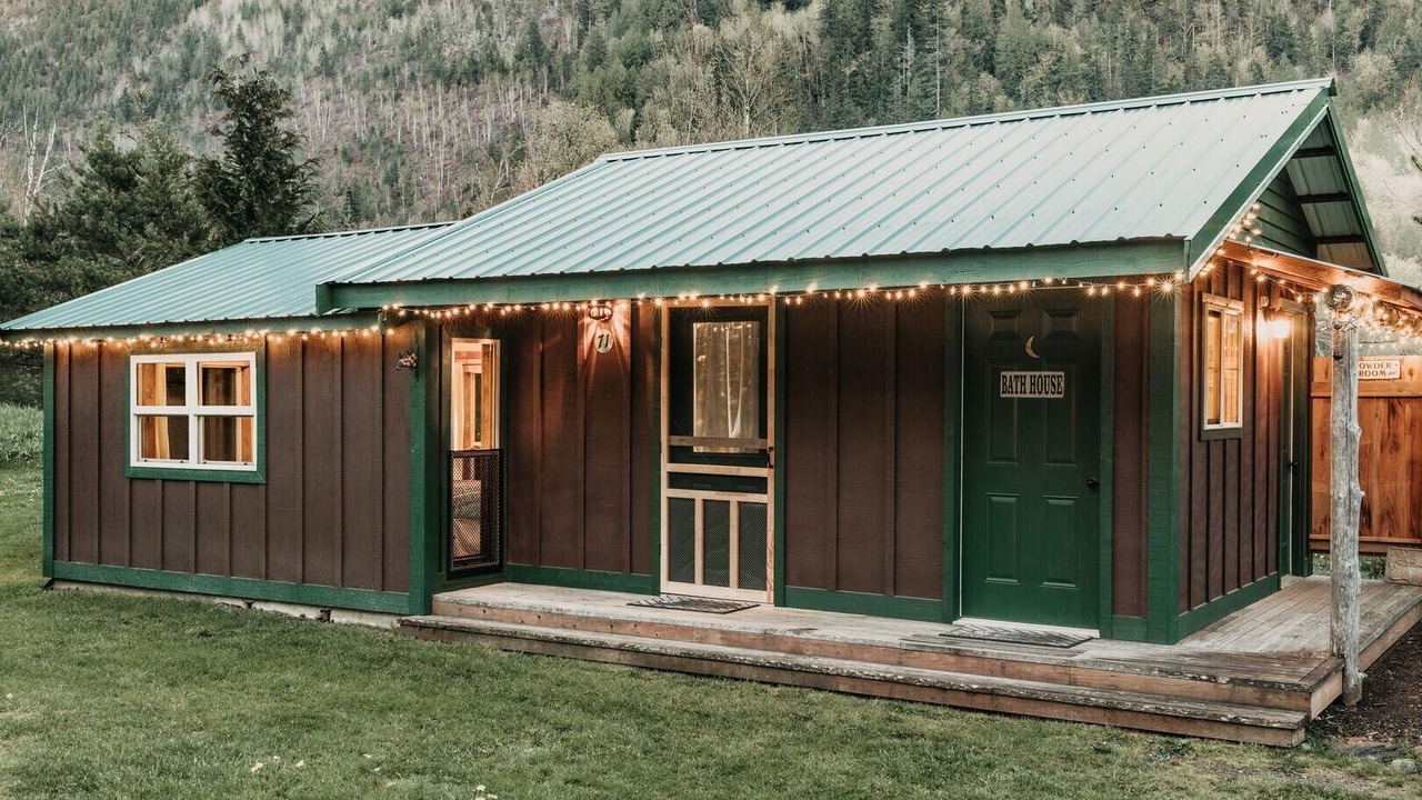 Photo of Outdoor in Maple Falls