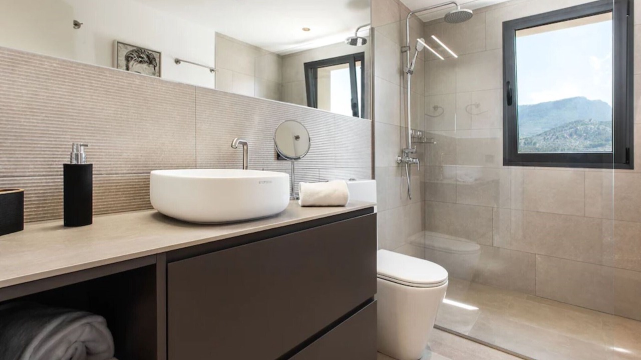 Photo of Bathroom in Soller