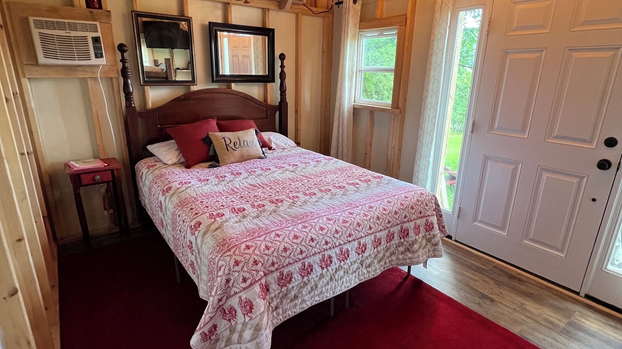 Photo of Bedroom in Gap Mills