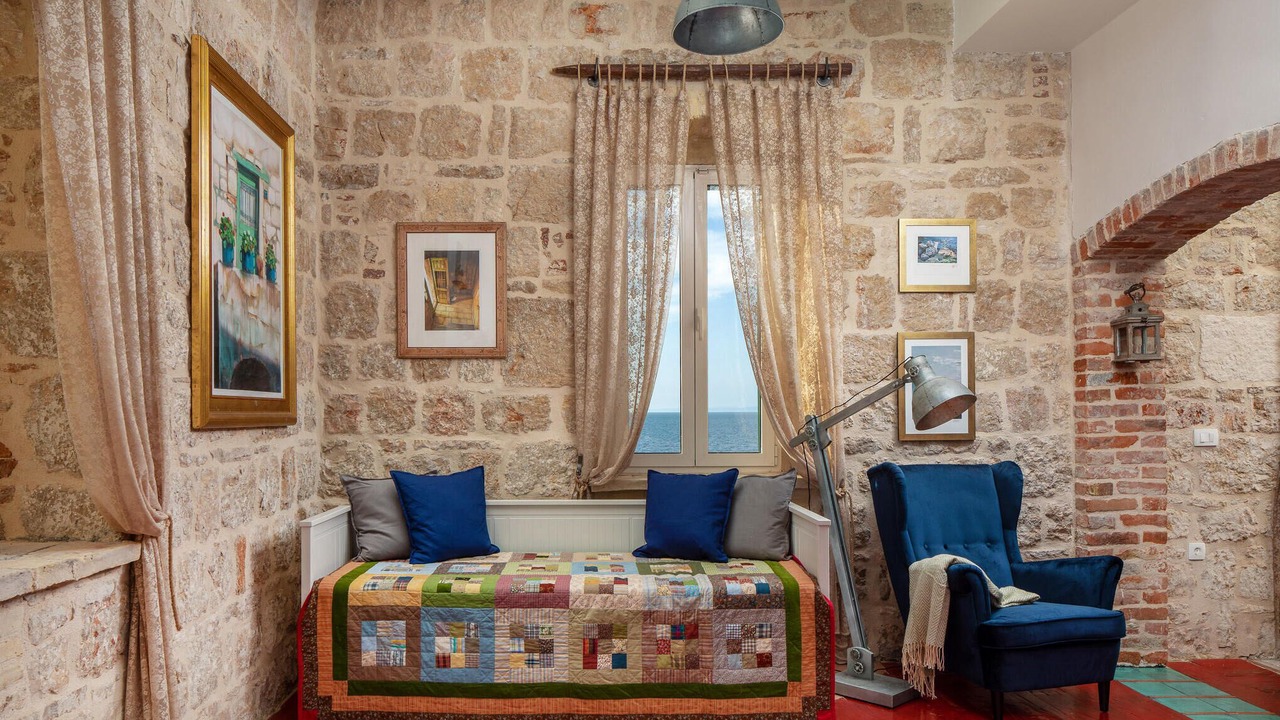 Photo of Bedroom in Cove Rogacic