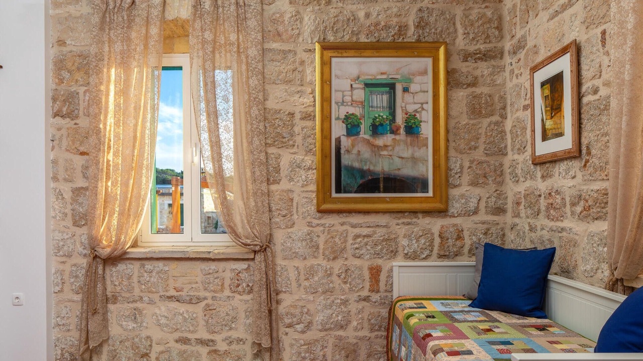 Photo of Bedroom in Cove Rogacic