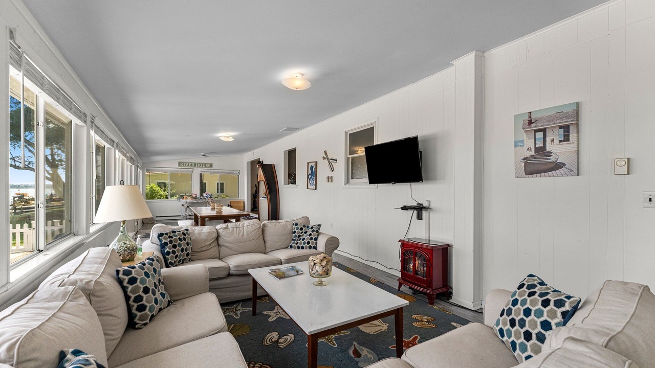 Photo of Livingroom in Mount Holly