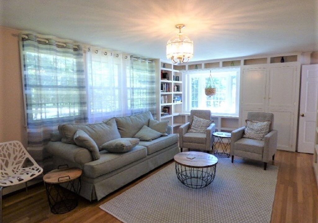 Photo of Livingroom in Dennis
