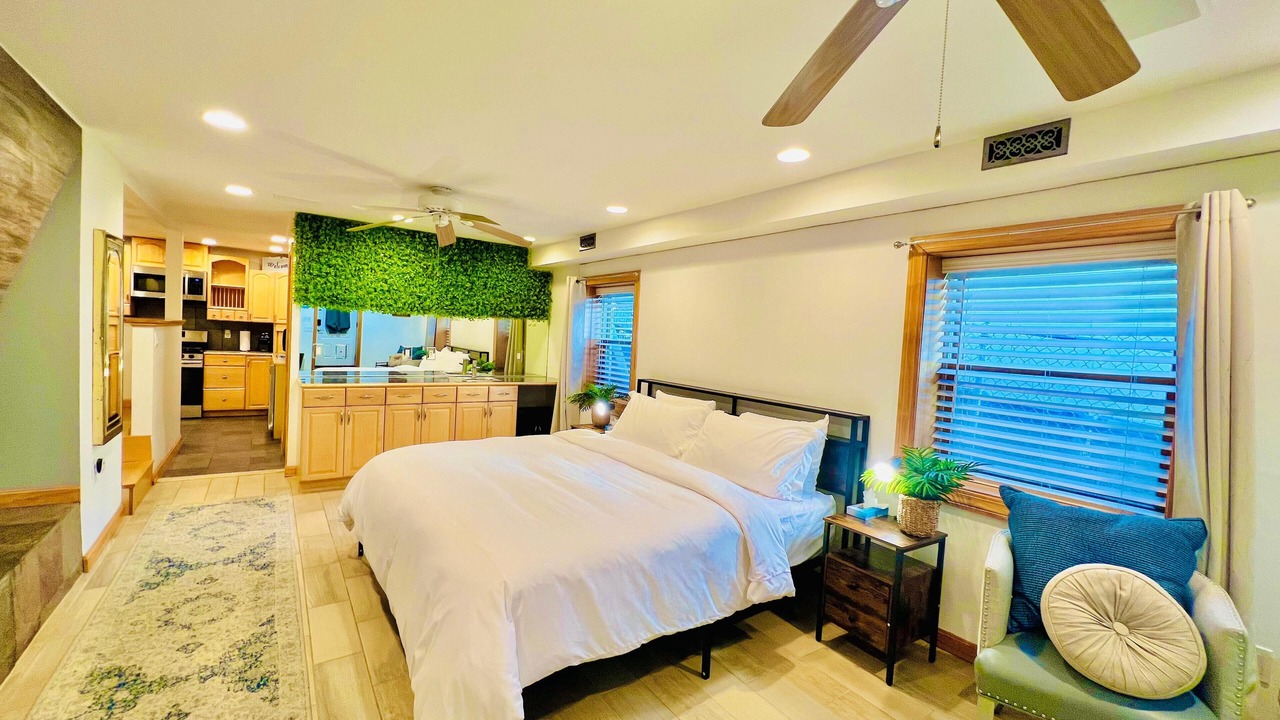 Photo of Bedroom in Everett