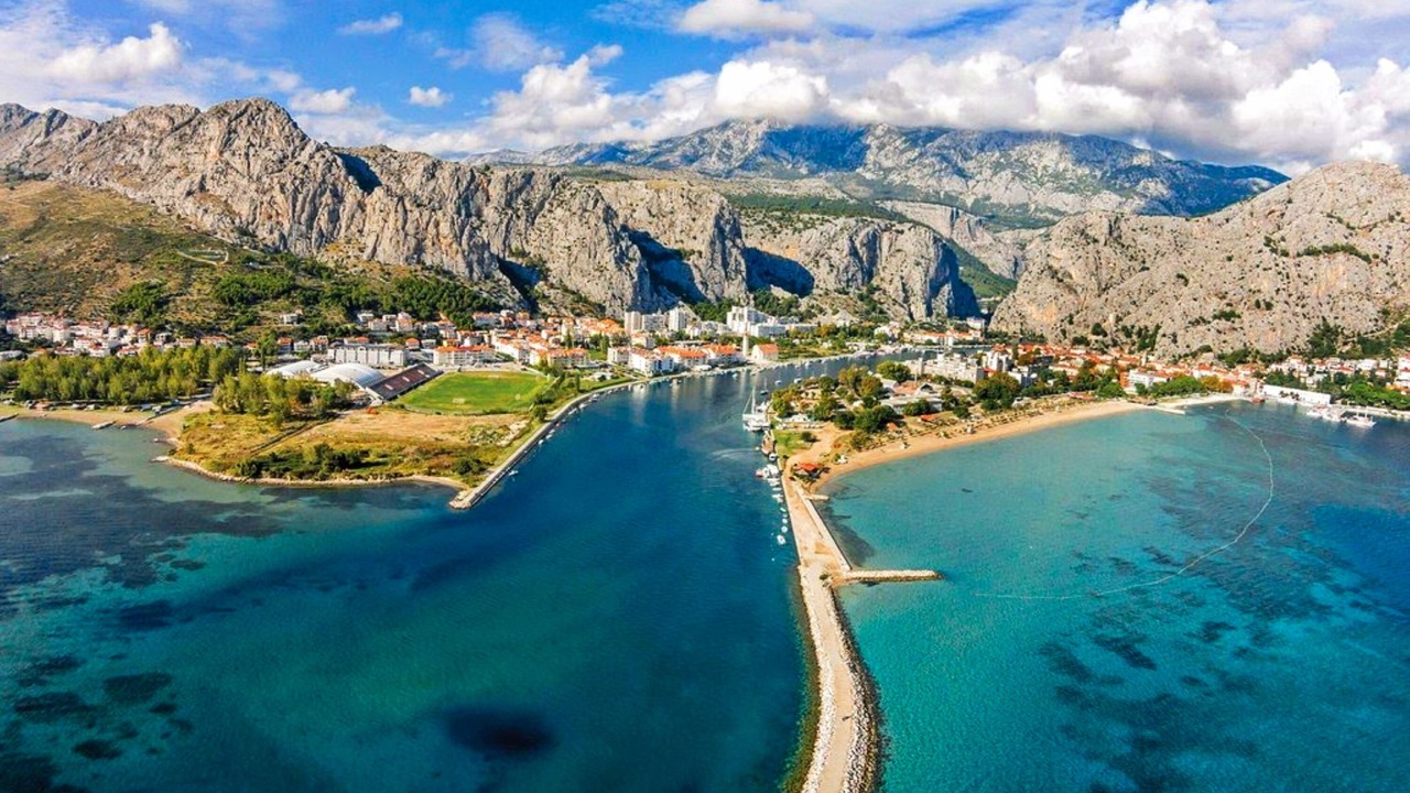 Photo of Others in Omis