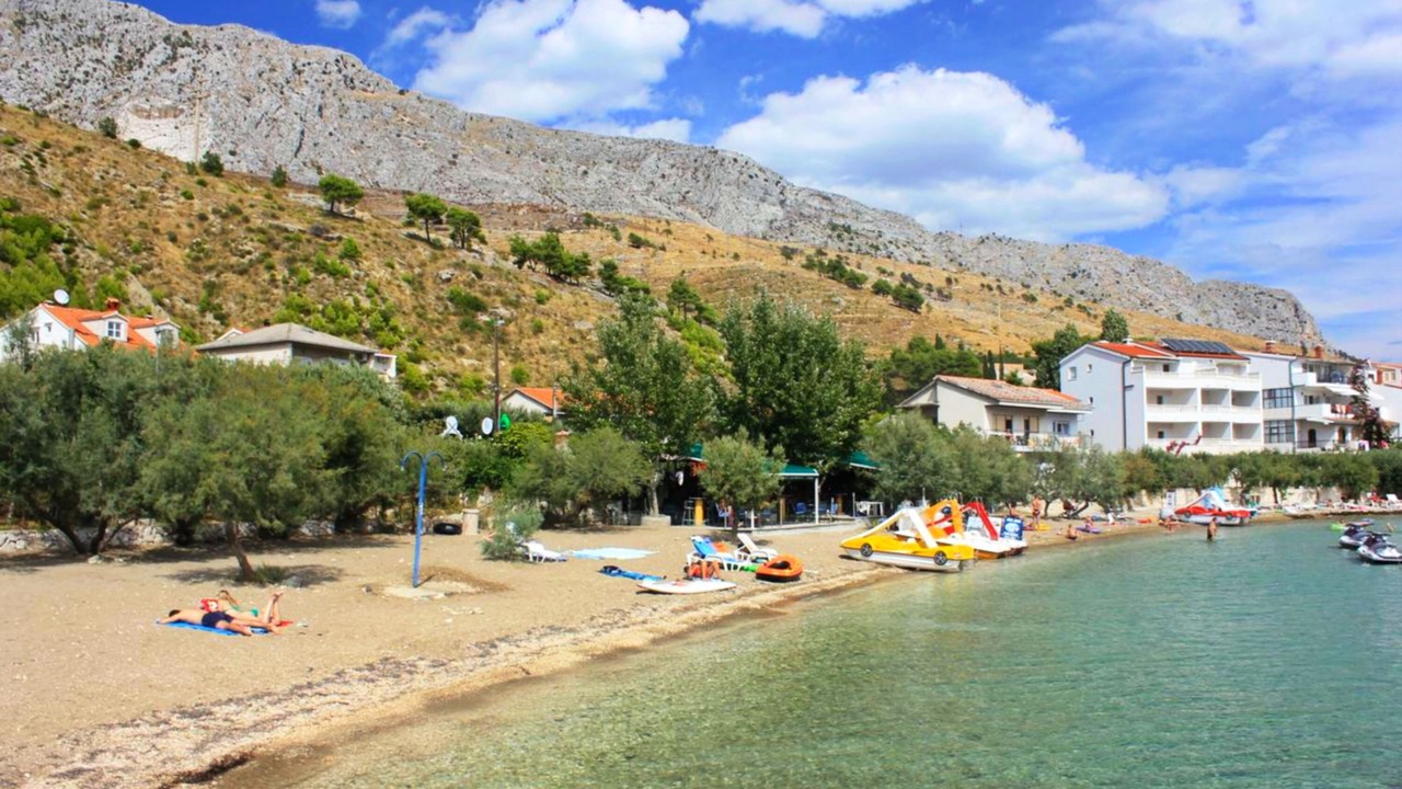 Photo of Others in Omis