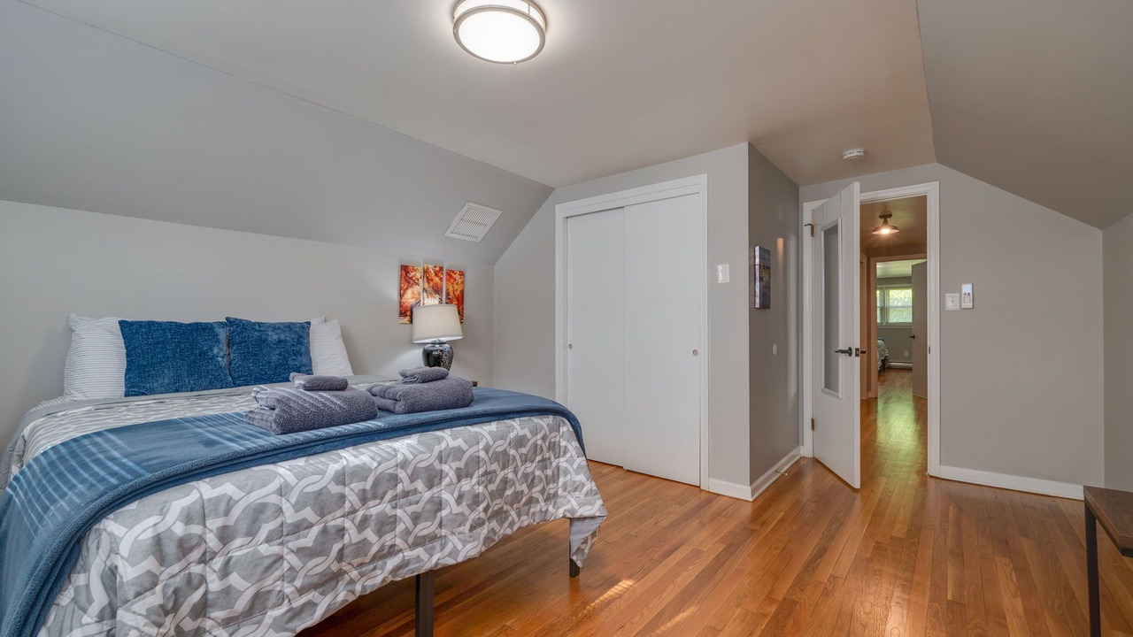 Photo of Bedroom in Buckroe Beach
