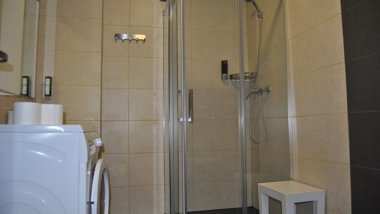 Photo of Bathroom in Metauten