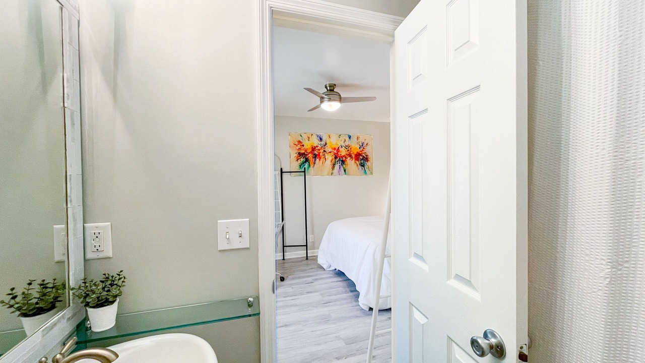 Photo of Bedroom in Mexico Beach