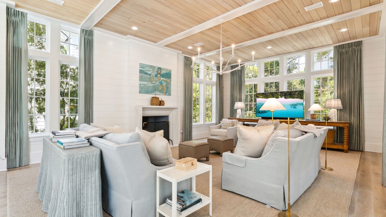 Photo of Livingroom in WaterSound Beach
