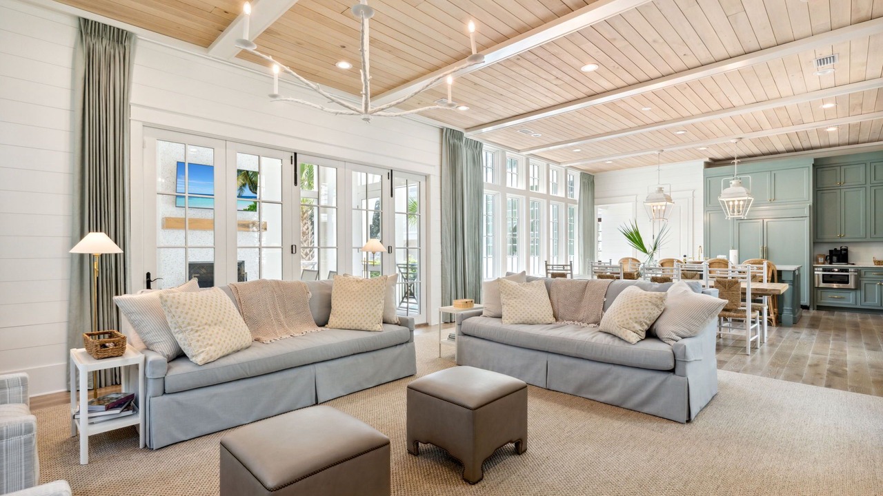 Photo of Livingroom in WaterSound Beach
