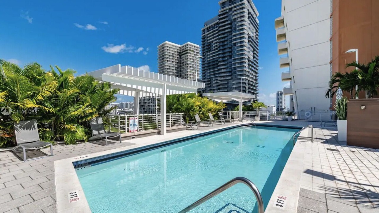 Photo of Outdoor in Midtown
