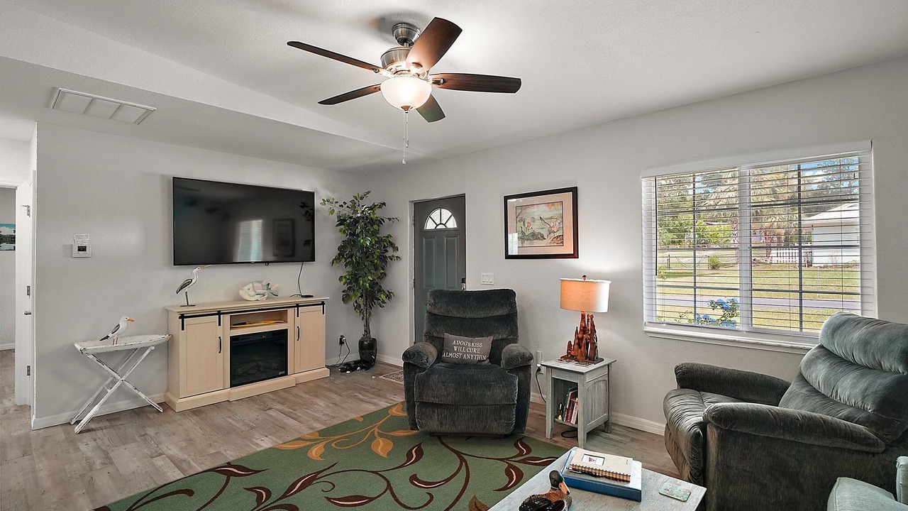 Photo of Livingroom in Dunnellon