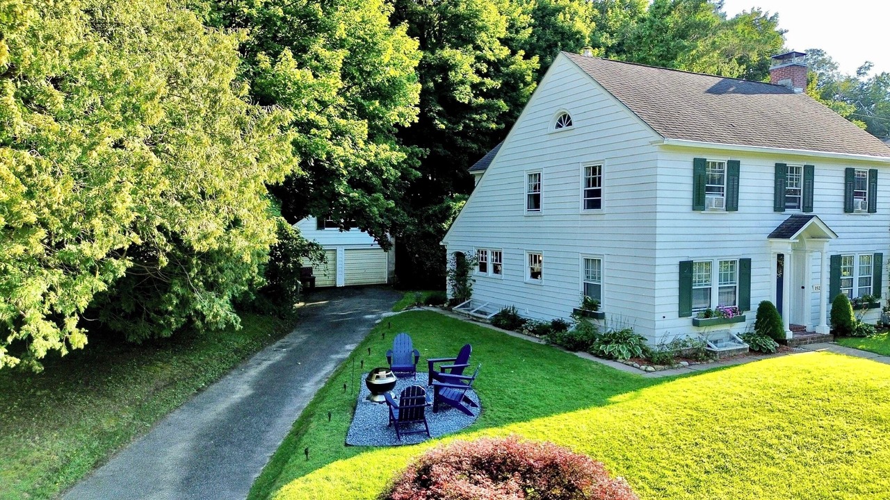 Photo of Outdoor in Adams