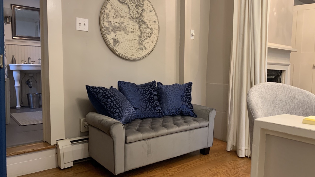 Photo of Livingroom in Marblehead