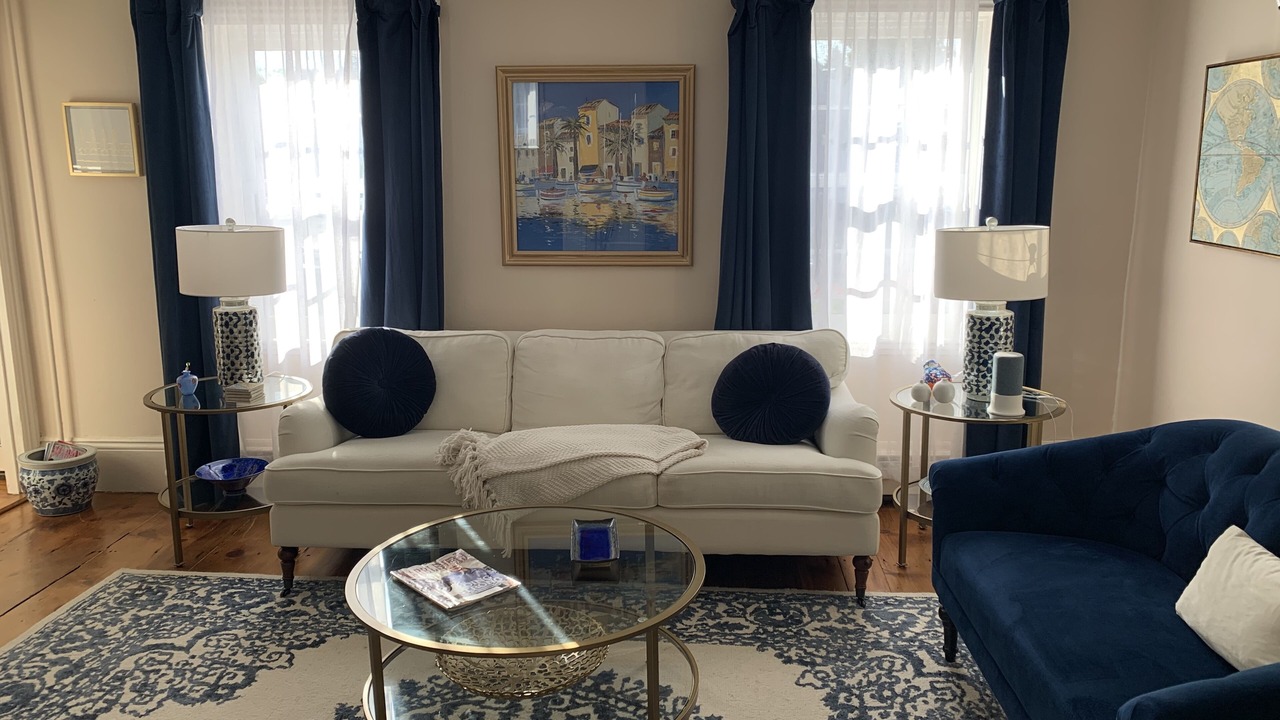 Photo of Livingroom in Marblehead