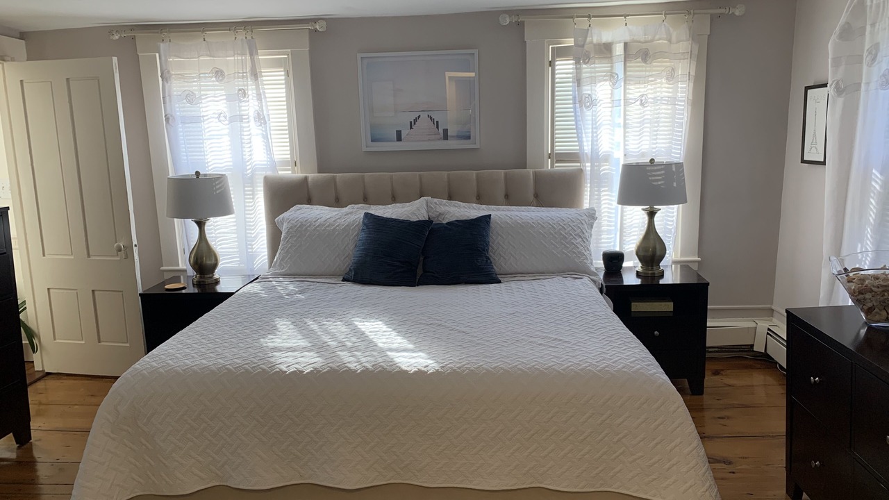 Photo of Bedroom in Marblehead