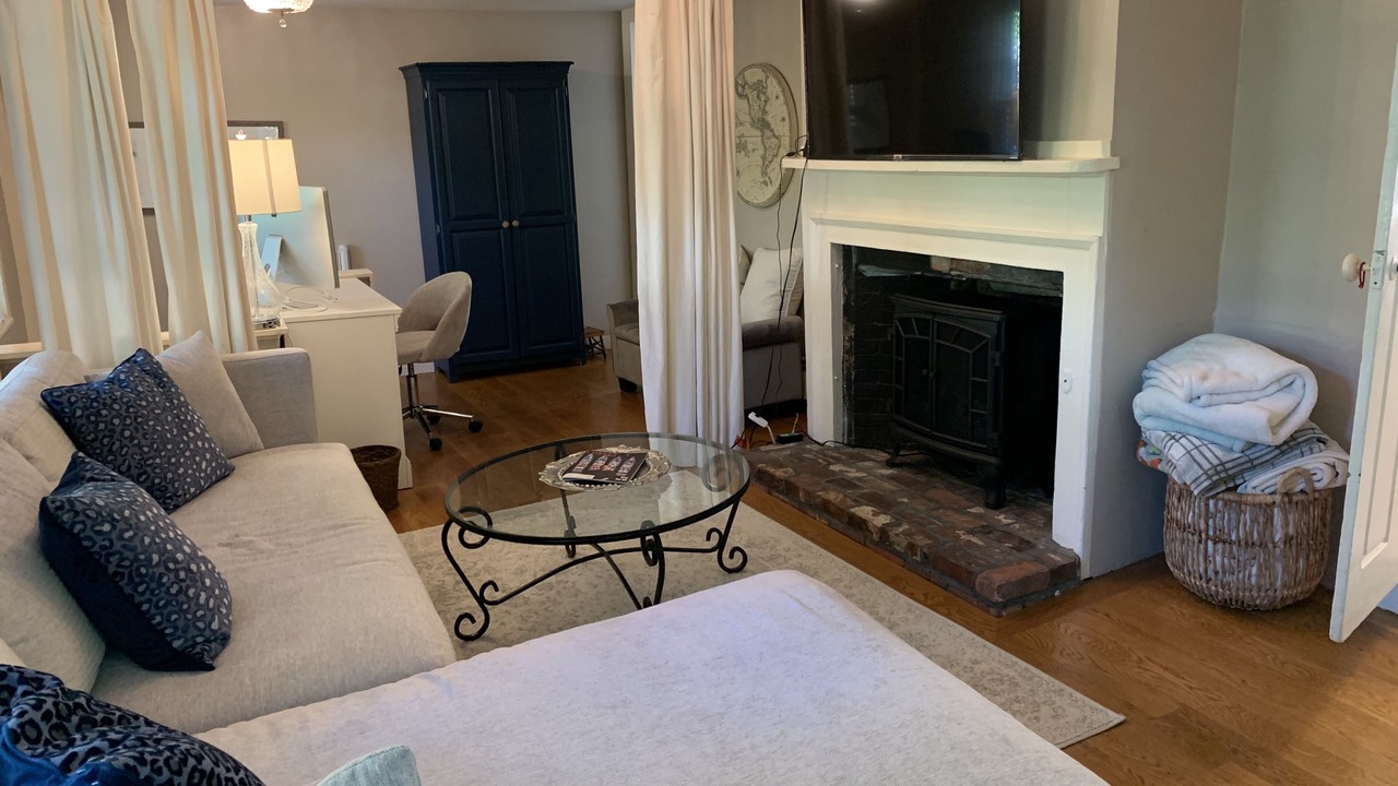Photo of Livingroom in Marblehead