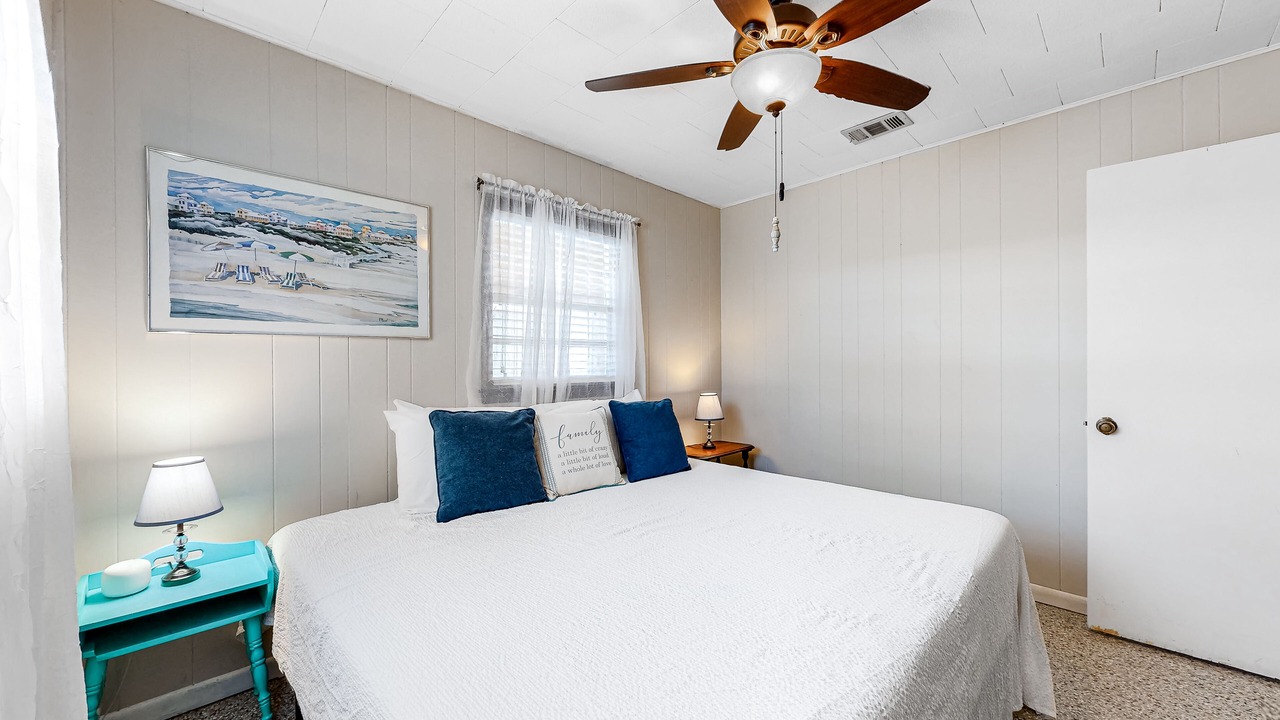 Photo of Bedroom in Kiska Beach