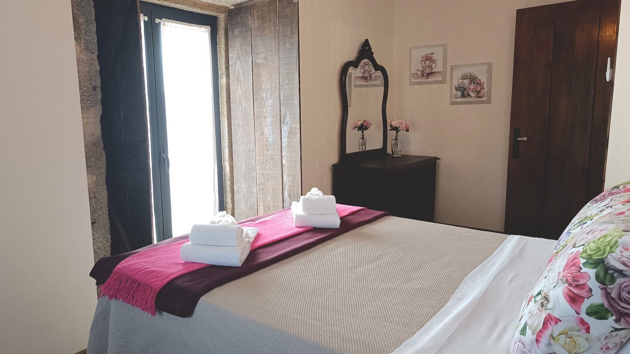 Photo of Bedroom in Estoraos