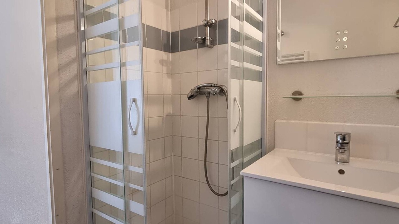 Photo of Bathroom in Saint-Etienne-en-Devoluy