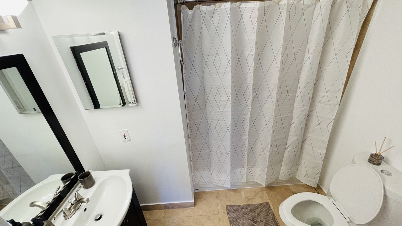 Photo of Bathroom in Aventura