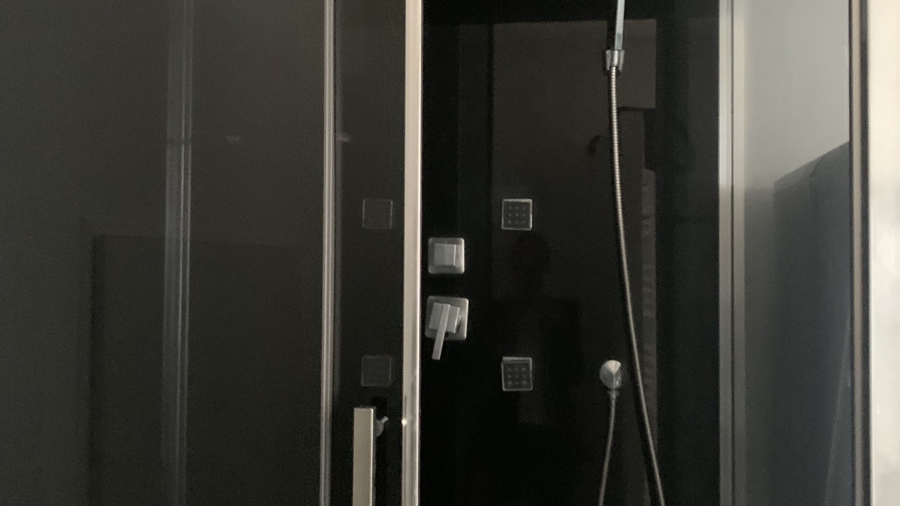 Photo of Bathroom in Dinan