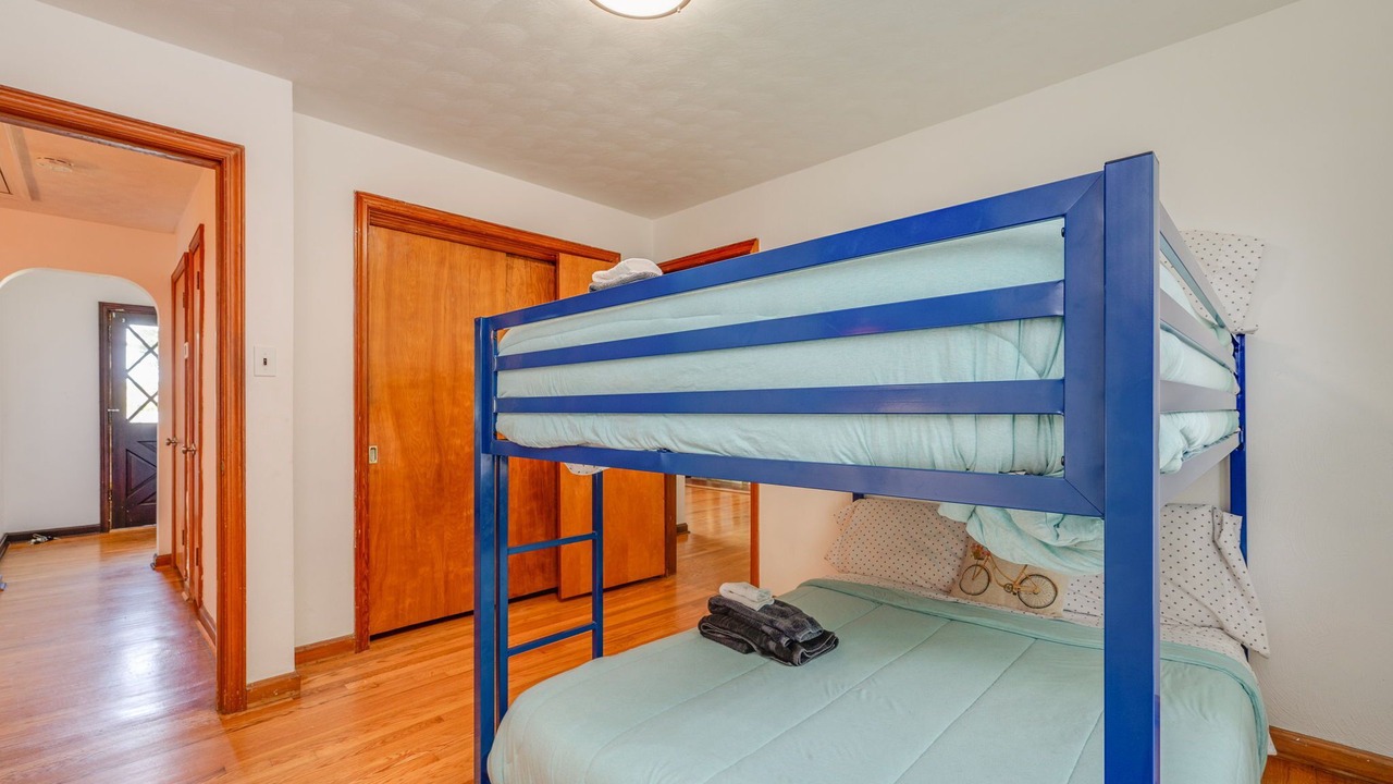 Photo of Bedroom in Newport News
