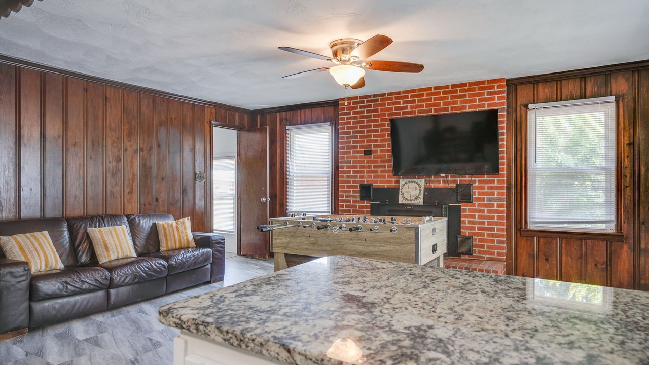 Photo of Livingroom in Newport News