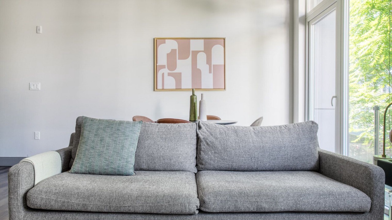 Photo of Livingroom in Somerville