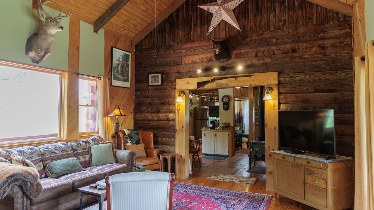 Photo of Livingroom in Spottswood