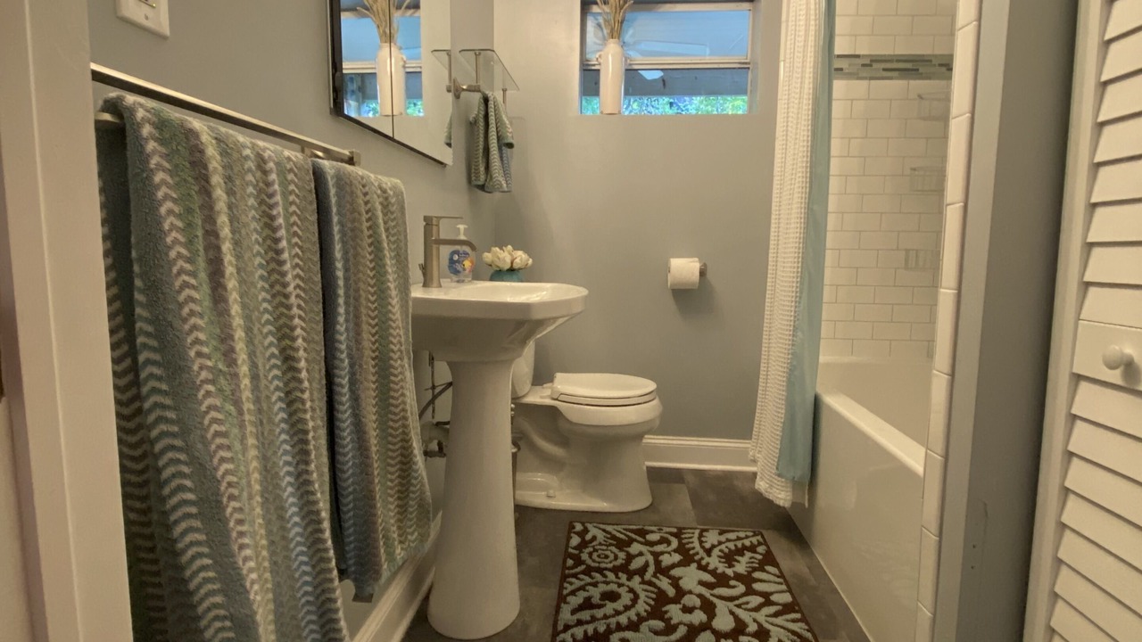 Photo of Bathroom in Crawfordville