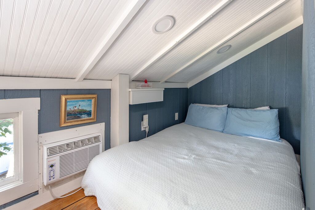 Photo of Bedroom in Onset