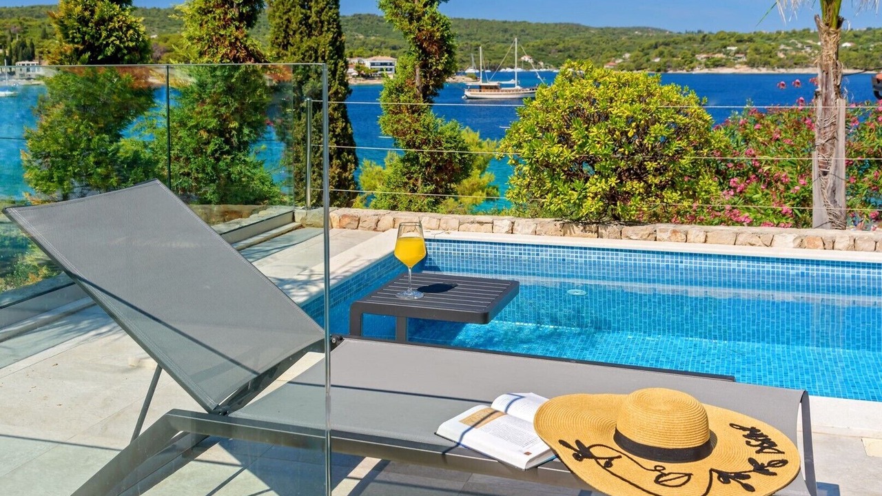 Photo of Outdoor in Necujam