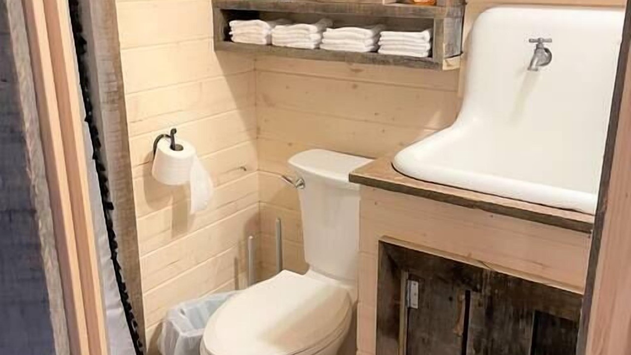 Photo of Bathroom in Tannersville