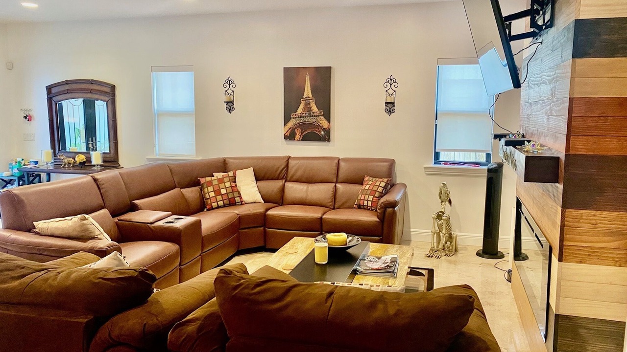 Photo of Livingroom in Coral Way