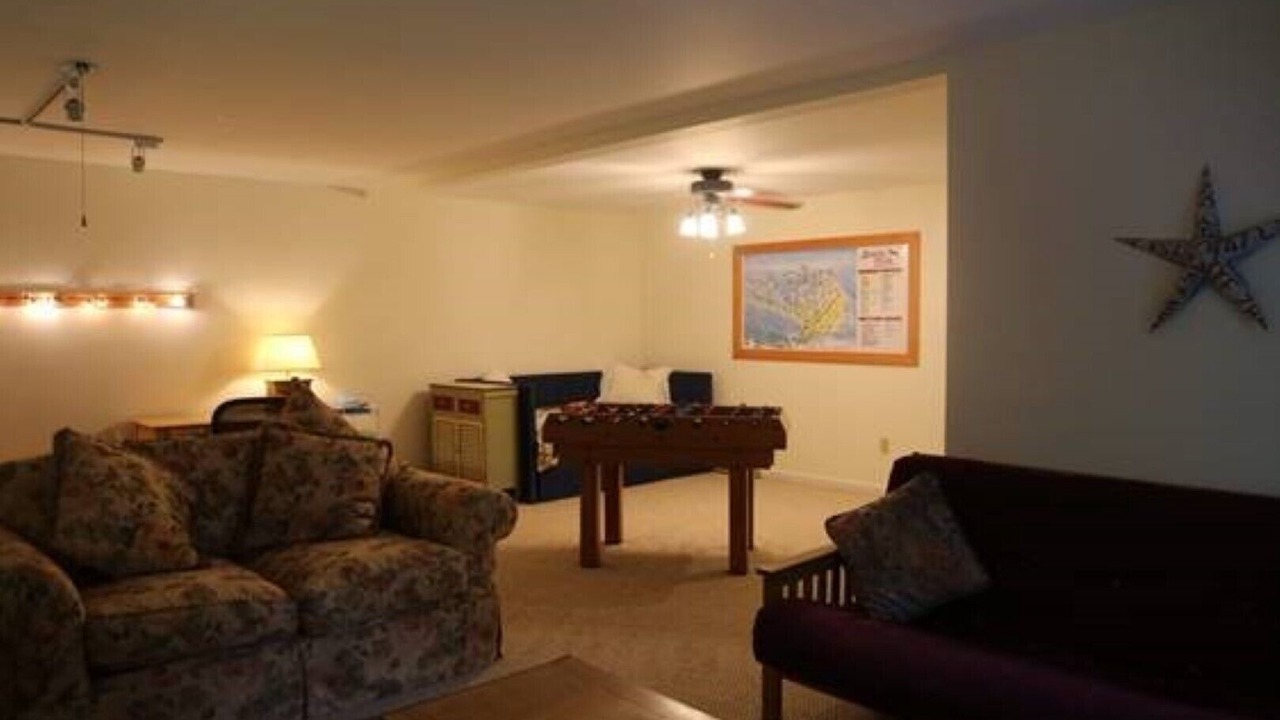 Photo of Livingroom in Hancock