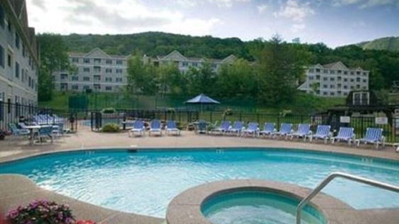 Photo of Outdoor in Hancock